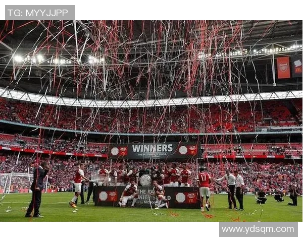 意杯激战拉齐奥迎战AC米兰争夺晋级名额的关键之战