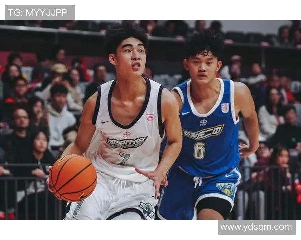 王泉泽：从篮球新星到职业生涯的辉煌征程与未来展望