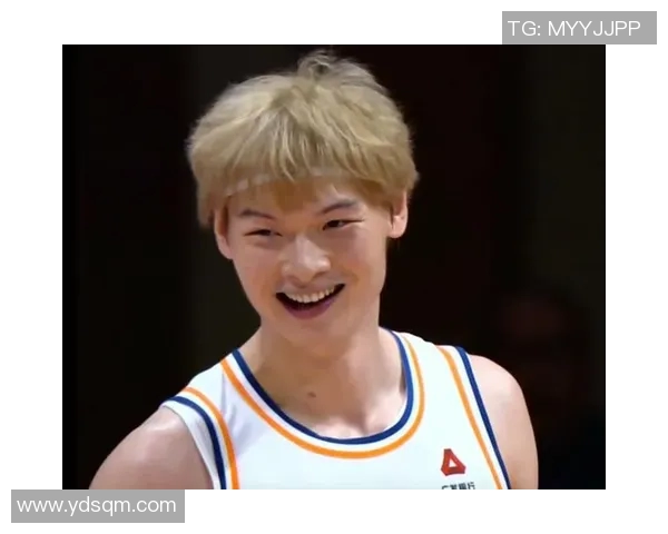 王哲林领衔中国男篮新征程展现实力与决心的光辉时刻