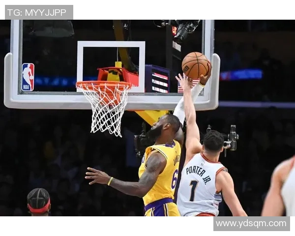 湖人掘金季后赛第二场激战回顾球星对决引发的精彩瞬间与战术分析 湖人掘金季后赛第二场激战回顾球星对决引发的精彩瞬间与战术分析