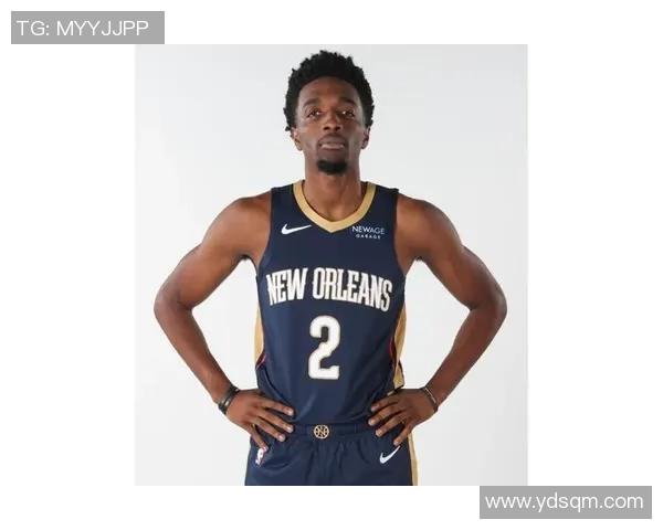 赫伯特琼斯的篮球之路与职业生涯的辉煌成就探析