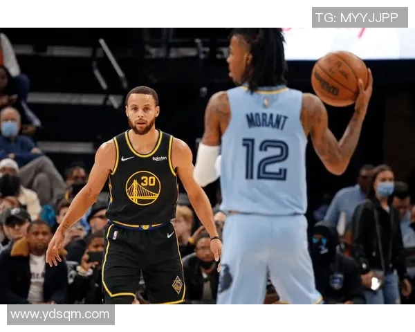 2016年勇士队与灰熊队激战回顾:精彩瞬间与战术分析 2016年勇士队与灰熊队激战回顾:精彩瞬间与战术分析