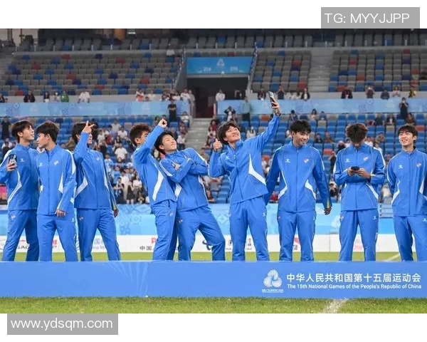 全运会男足精彩对决天津队迎战广东队争夺荣誉之战 全运会男足精彩对决天津队迎战广东队争夺荣誉之战